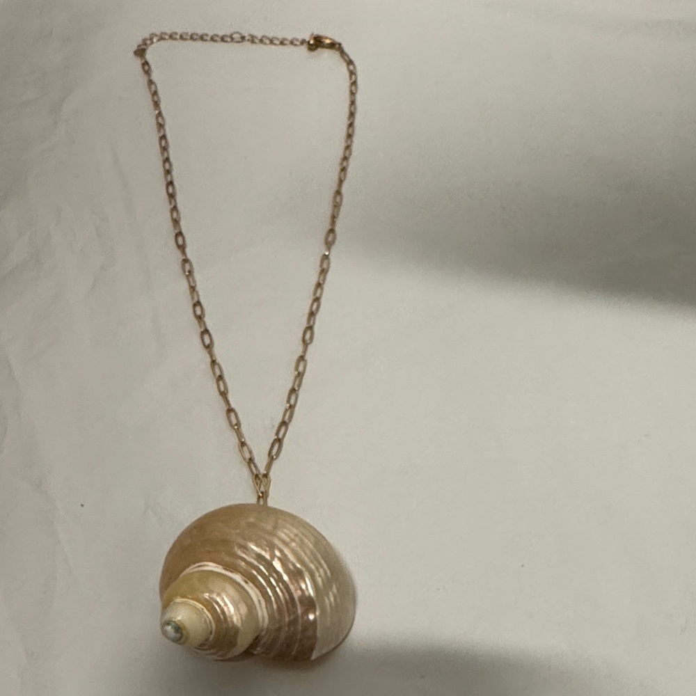 Song of the Sea Gold Tone Shell Pendant Necklace